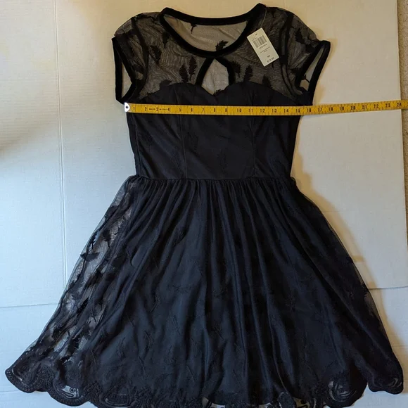 Her Universe Studio Ghibli Howl's Moving Castle Calcifer Vignette Black Dress - Picture 7 of 9